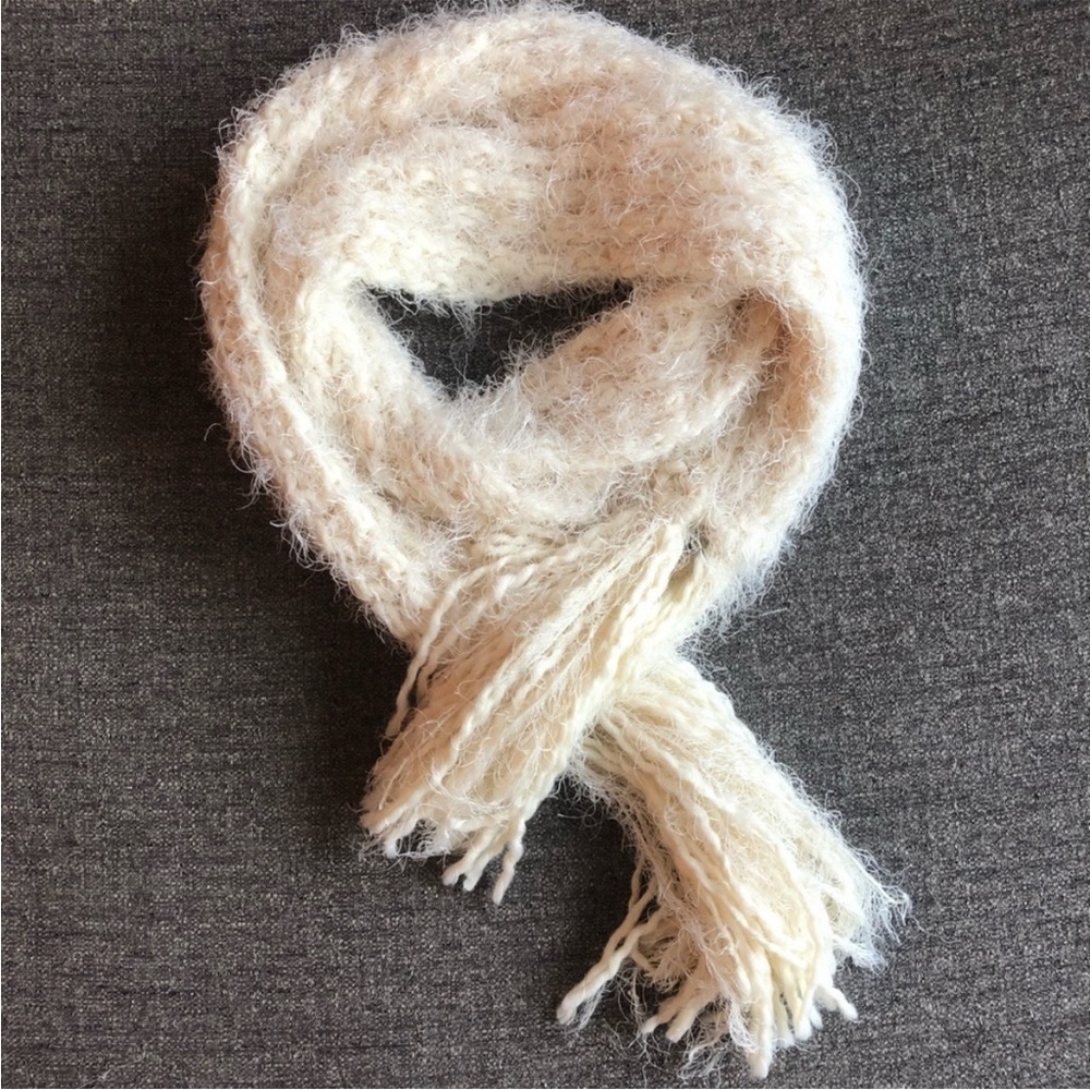 LORENZO Italian Fringe Scarf